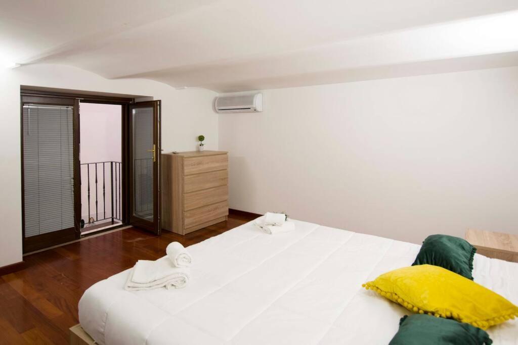 In Center Benni Apartment Palermo Ngoại thất bức ảnh