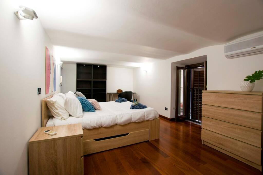 In Center Benni Apartment Palermo Ngoại thất bức ảnh